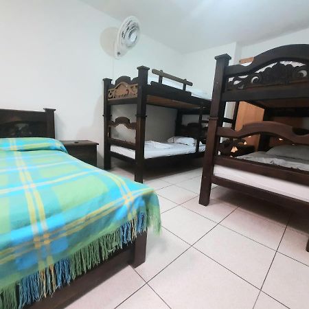 San Gil Tours Hostal ภายนอก รูปภาพ