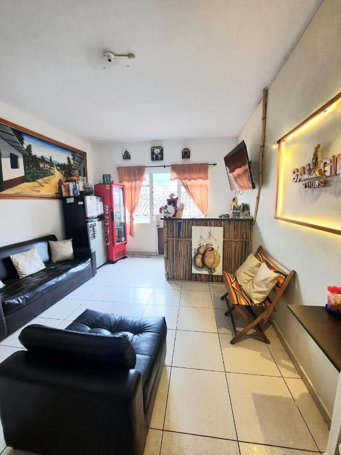 San Gil Tours Hostal ภายนอก รูปภาพ